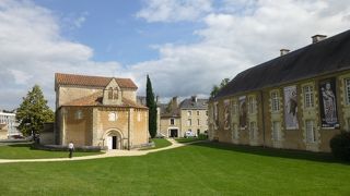 サン ジャン洗礼堂