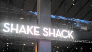 NY発のハンバーガー