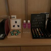 お茶とコーヒーのネスプレッソがそれぞれあります