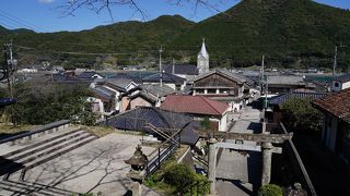 津教会を望む社