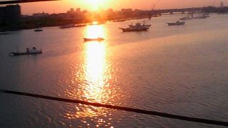 夕焼けの河川敷やスカイツリーなど車窓が楽しいです