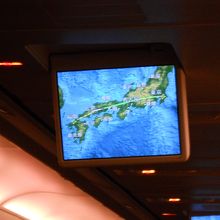 天井モニターで・・・只今広島上空通過中！