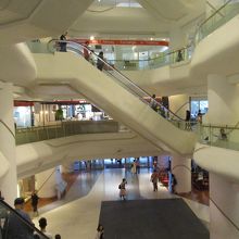 シーロム コンプレックス