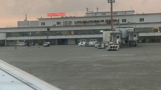 旅客機が消えた。