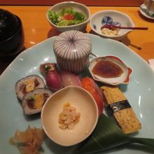 花握り（980円）です