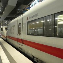 ICE-２は２本併結。乗り間違い注意。