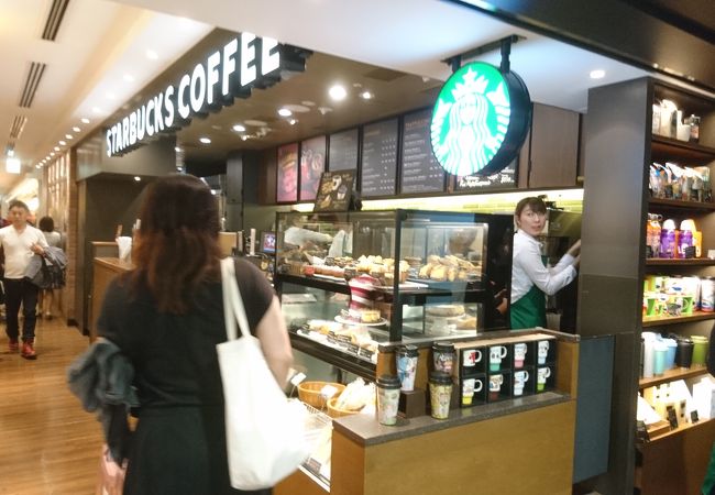 スターバックスコーヒー 関西国際空港2階到着ロビー店 クチコミ アクセス 営業時間 関西空港 泉佐野 フォートラベル スターバックスコーヒー 関西国際空港2階到着ロビー店 クチコミ アクセス 営業時間 関西空港 泉佐野 フォートラベル
