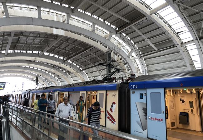 チェンナイメトロ空港駅