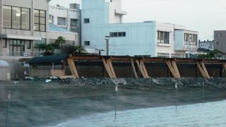 砂ってこんなにも重たかったなんて。