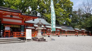 やっぱ朱色の神社は素敵