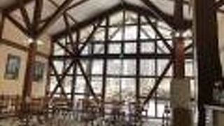 スキーの後に最適です、スキー場に近くて、駐車場も広く便利でした。