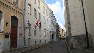 路地のようですが歴史があります。