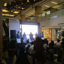 スーレースクエア