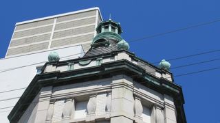 レトロな建物が並ぶ三条通り！