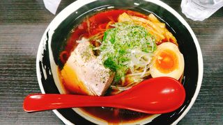 (俺の中華たなか家)　濃口は見た目、本当に濃いですが麺に合います