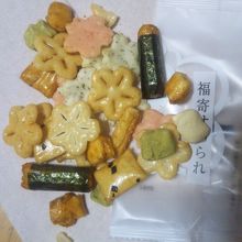 小倉山荘のお煎餅