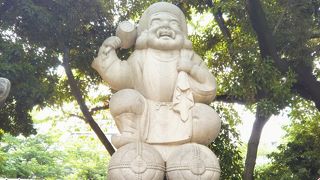 日本一大きな大黒天尊像