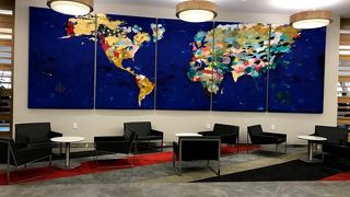 ターミナルAのラウンジ「Admirals Club」を利用しました