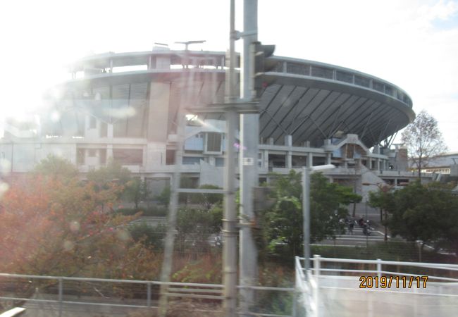 松山の野球場です