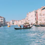 ゴンドラ渡し舟　「トラゲット」　イタリア　ヴェネツィア