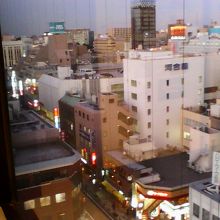 上層階からは松戸の駅前繁華街を見渡せます