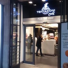 TeNTAZIONI cafe (サンタマリア ノヴェッラ駅店)