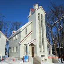 大きな建物ではありませんでした