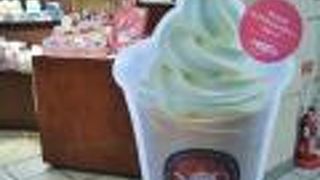 タピオカロイヤルミルクティーフロート