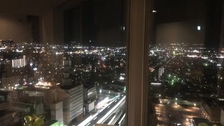 新型肺炎で人はまばらでした