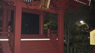 結構派手です。