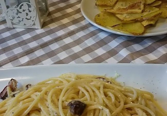 ウナテラッツァイントスカーナ