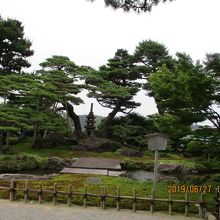 七福神山の毘沙門塔
