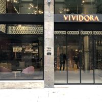 旧市街の中にたたずむホテル