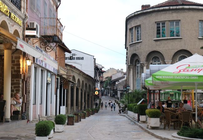 工房の商品は質も価格もお高いです。