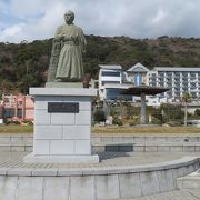 道の駅のお隣、開放的で広々とした公園