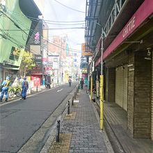 午前中は閑散としている