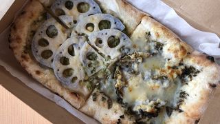 テイクアウトピザやってます