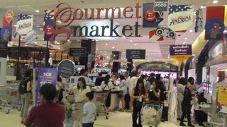 アメリカンフェアを開催