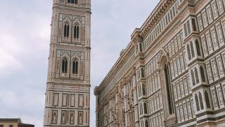 彫刻　「ジョットの鐘楼」　イタリア　フィレンツェ