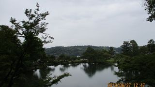 兼六園を代表する池