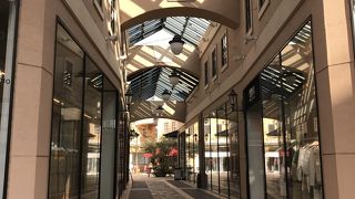 おしゃれな商業施設