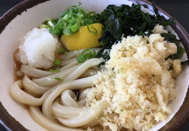 素朴な讃岐うどん