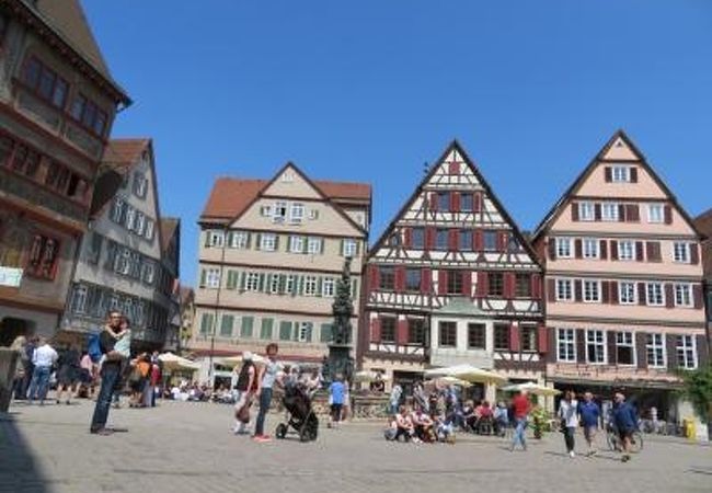 2018年　心の安らぎ旅行　Tubingen　テュービンゲン　Marktplatz　マルクト広場♪