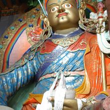 グルリンポチェは圧巻です。