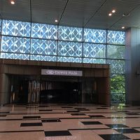 空港ターミナル側入口