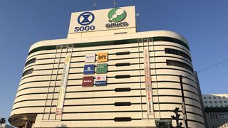 地下二階の駐車場を利用した