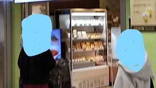 東京駅の新幹線に乗口にこちらのカフェコーナーがありますが