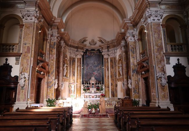 聖フランチェスコ サヴィーリオ教会