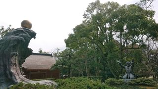 神話の世界で大国主が魂を授かったシーン