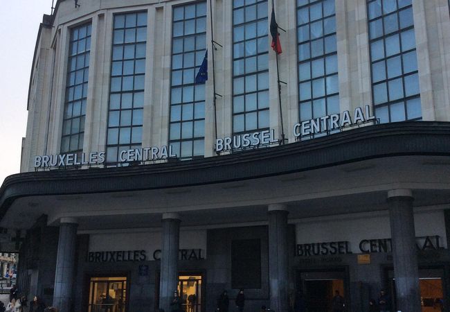 ブリュッセル中央駅 クチコミ アクセス 営業時間 ブリュッセル フォートラベル